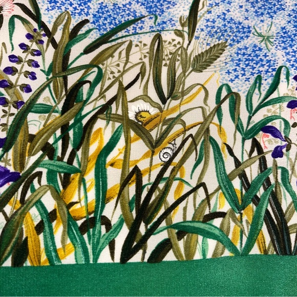 Gucci Silk Floral Print Large Scarf - Picture 8 of 12